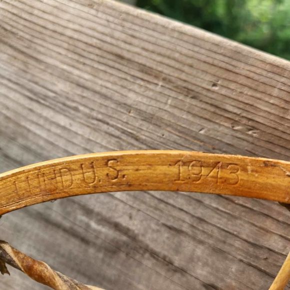 VINTAGE Military Snowshoes WWll RARE! Etched LUND US 1942 10x21 Rawhide & Wood - Picture 6 of 10